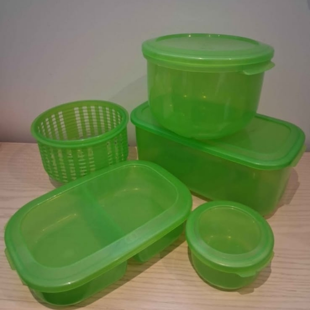 5 SET TUPPERWARE Storage Container Set BPA FREE